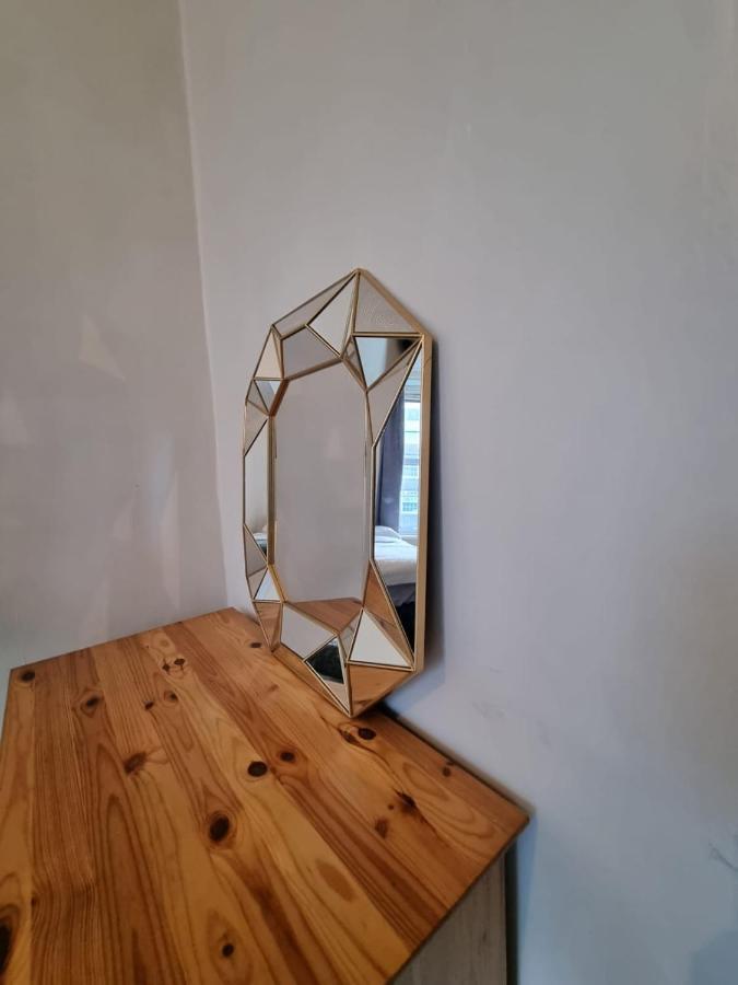 Property In Brixton Лондон Екстер'єр фото